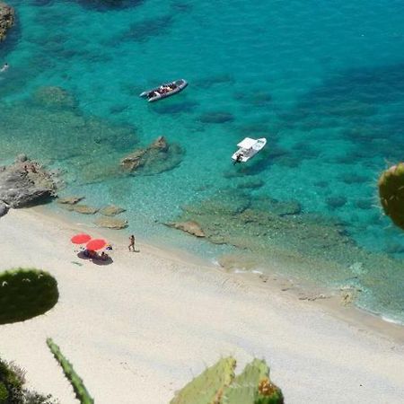 Villa Kampia Capo Vaticano Esterno foto